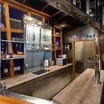 Apartment In Pub Kamera Klub Apatment-city Center Ljubljana