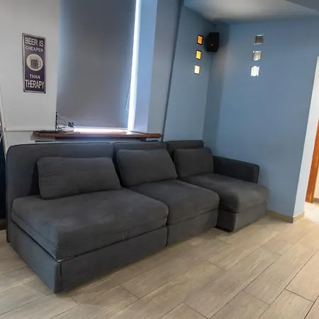 Apartment In Pub Kamera Klub Apatment-city Center Ljubljana