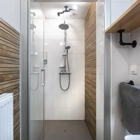 Daire In Pub Kamera Klub Apatment-city Center Ljubljana