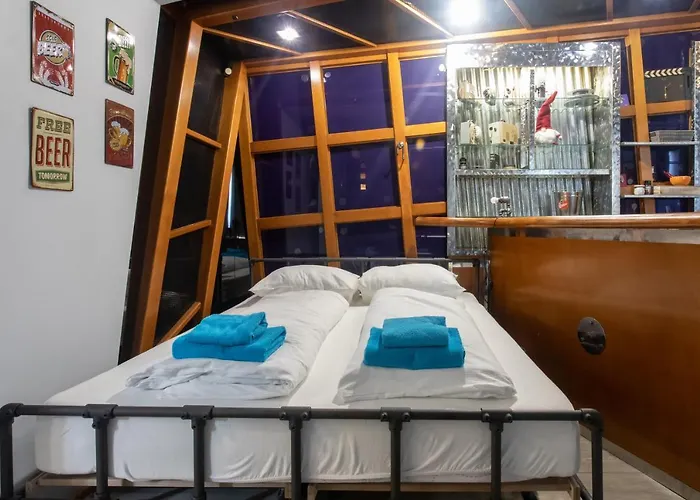 In Pub Kamera Klub Apatment-city Center 아파트